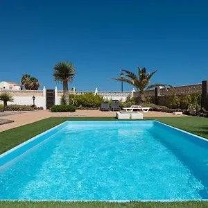 Apartamento Homeforguest With Pool And Terrace 1 Min From The, Corralejo